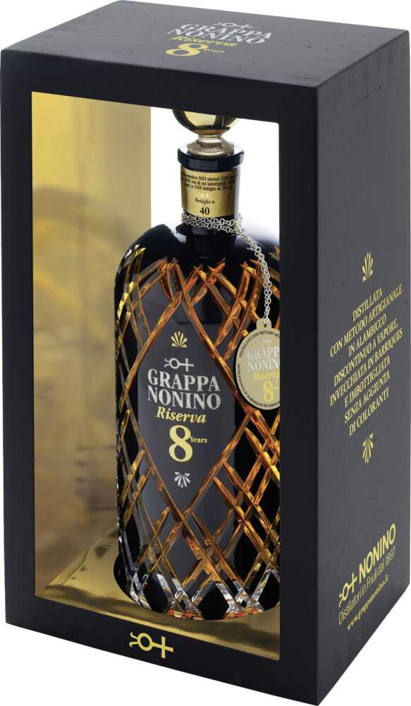 Grappa Riserva 8 Jahre Vol. Einzeln In Schwarz Lackierter